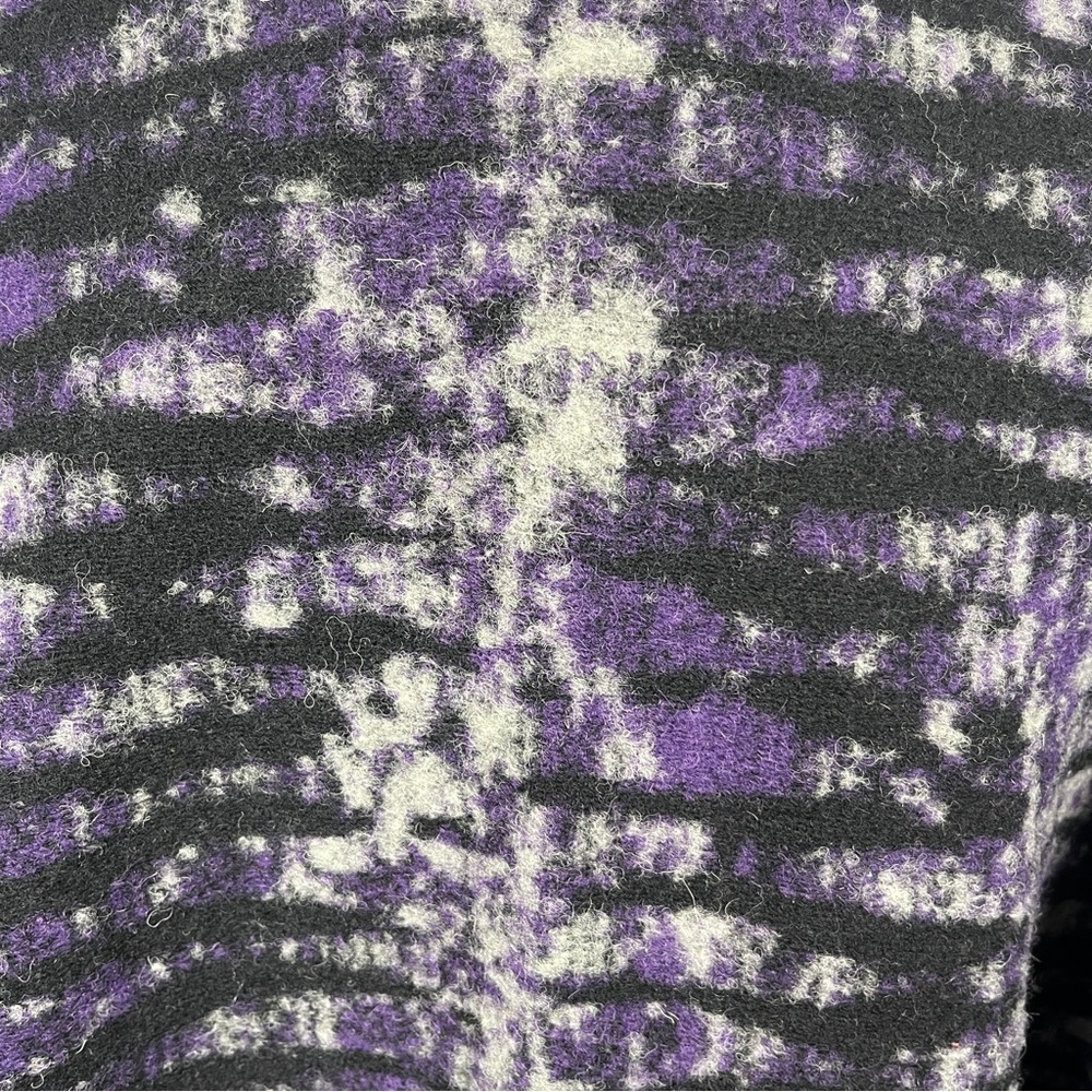 BCBG MAXAZRIA Cape Wrap Shawl Black Gray Purple W/Leather Trim Winter Travel OS - Picture 8 of 11